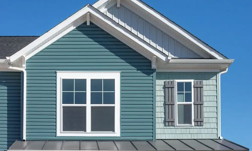 Roof repair and inspection services in Lakes of the Four Seasons